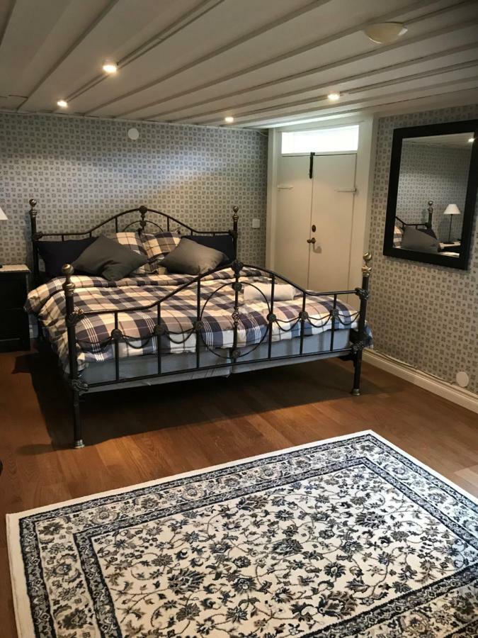 Ameriden Bed And Breakfast Godeby Екстер'єр фото